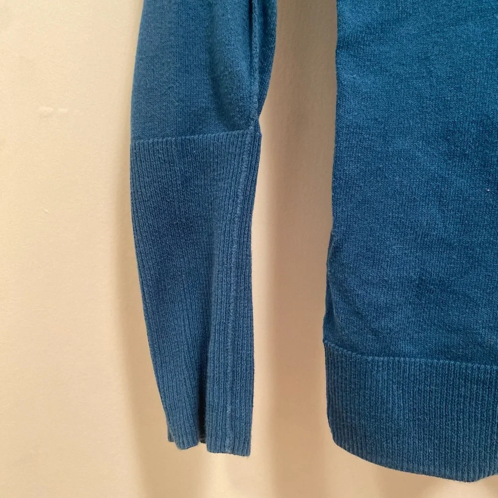Vtg American Eagle thermal full sleeve V neck top blue coquette Bella Swan